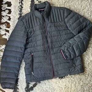 Tommy Hilfiger men’s Gray Quilted Jacket